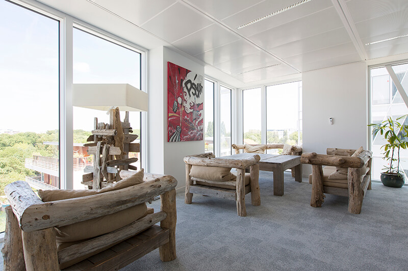 mobilier de bureau recyclé en bois naturel